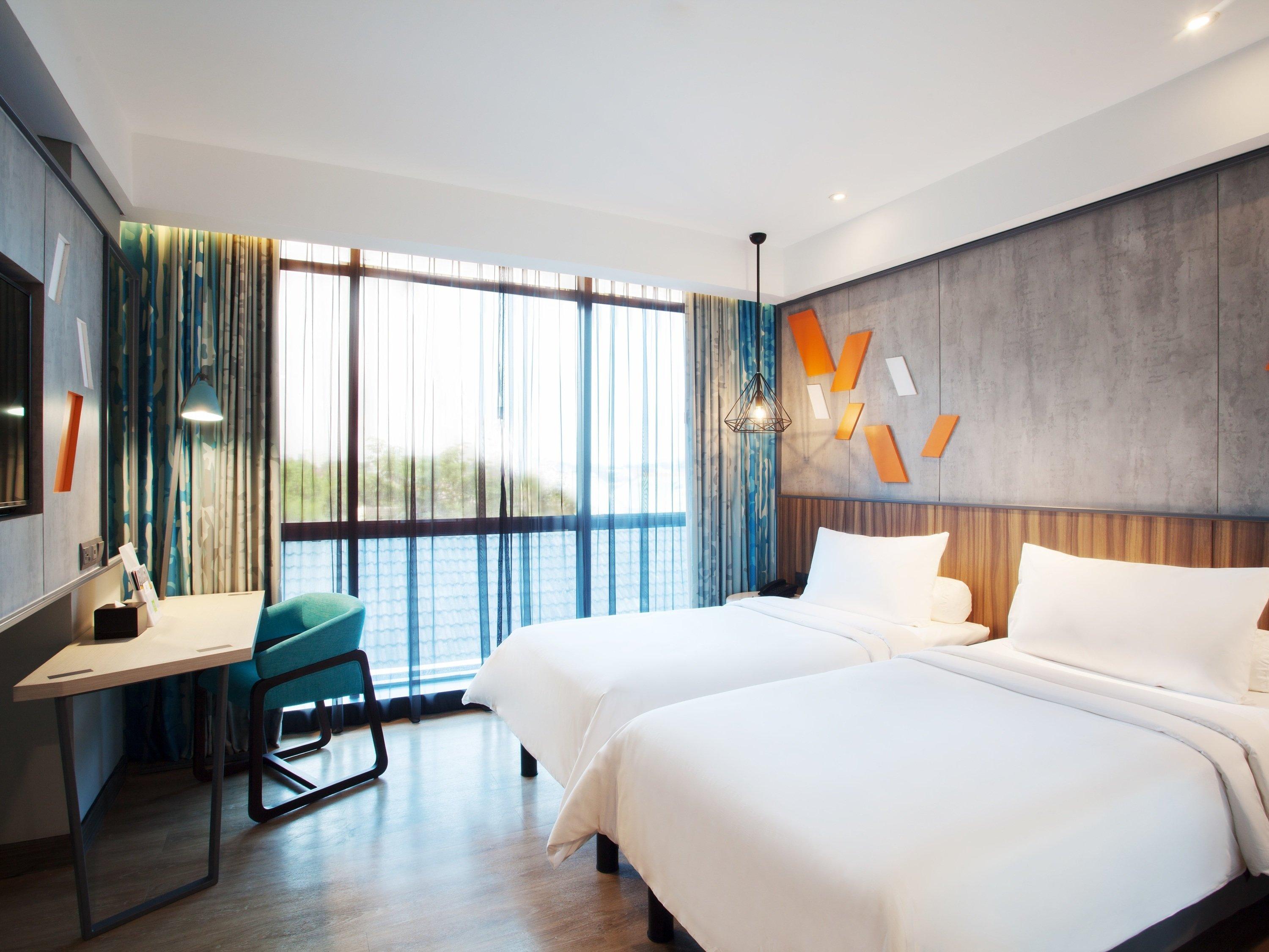 Ibis Styles Medan Pattimura Buitenkant foto