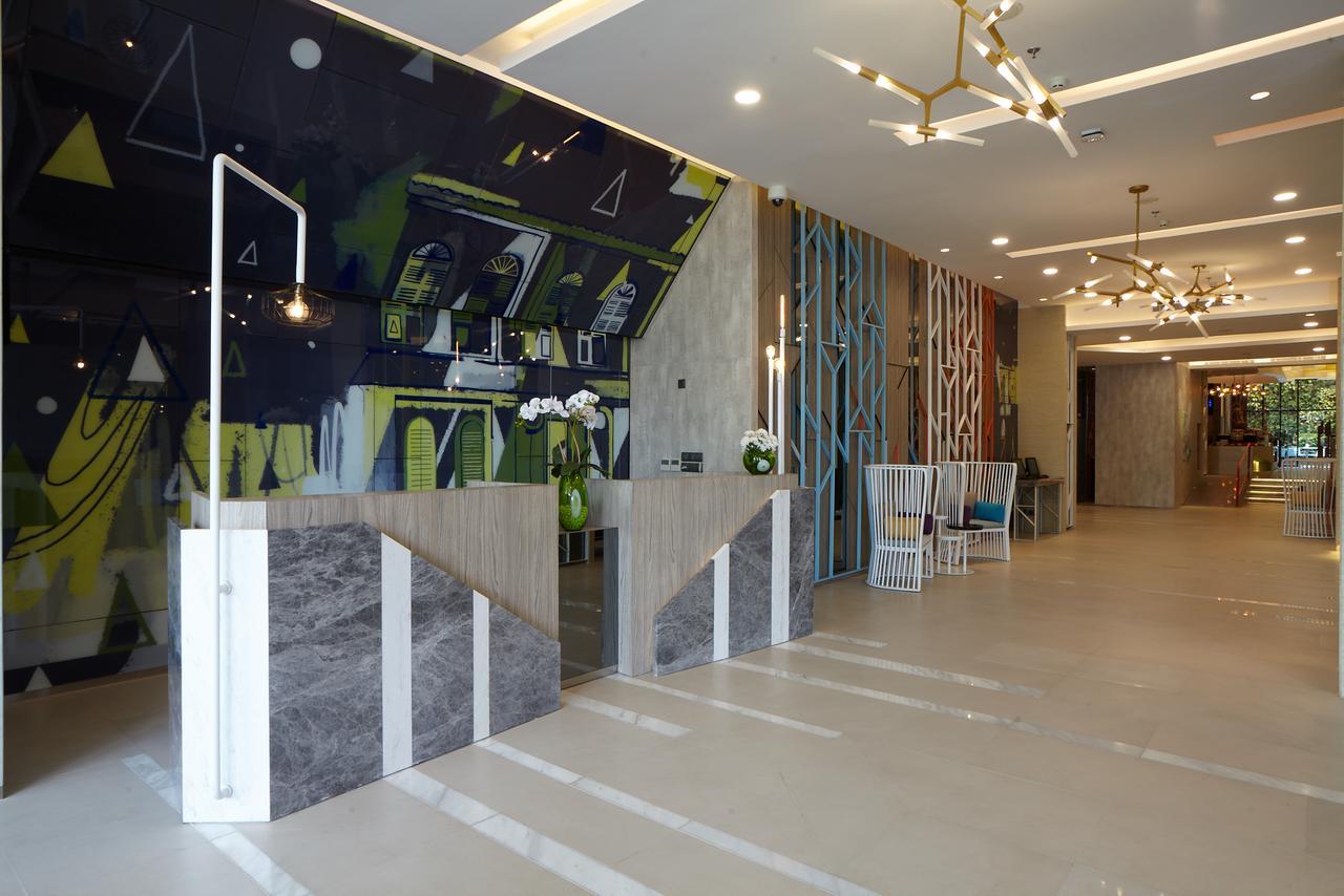 Ibis Styles Medan Pattimura Buitenkant foto